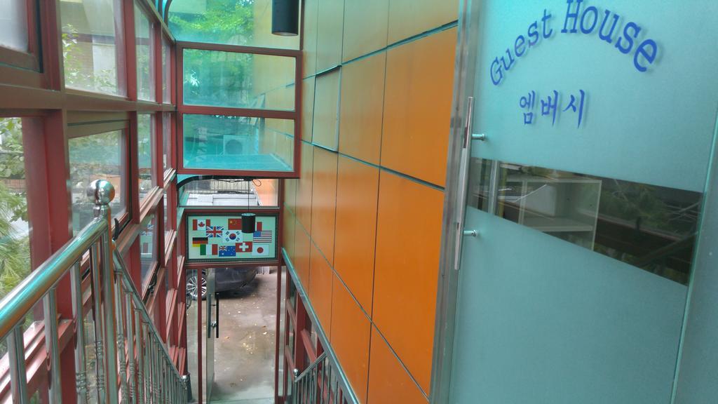 Embassy Guesthouse Itaewon ソウル特別市 エクステリア 写真