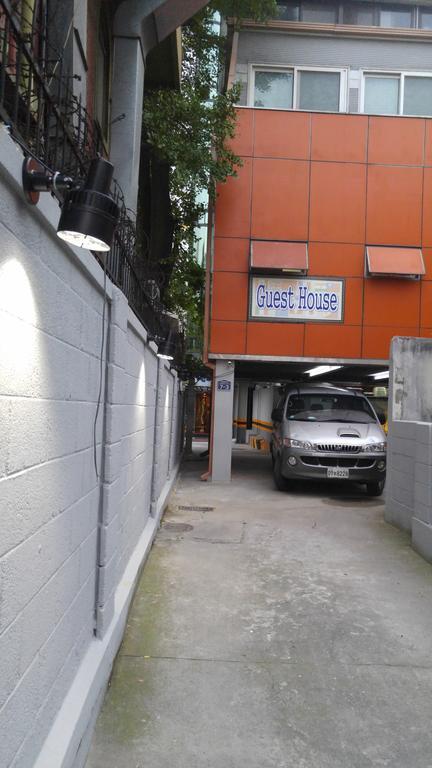Embassy Guesthouse Itaewon ソウル特別市 エクステリア 写真