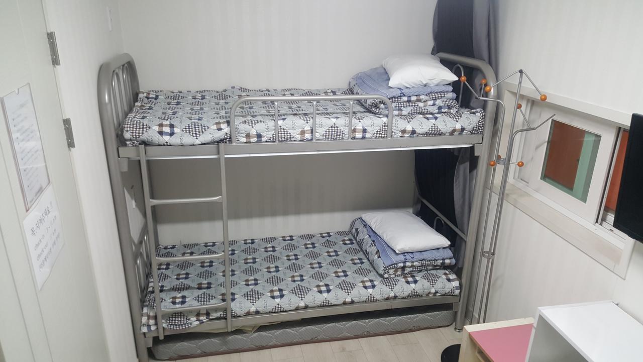 Embassy Guesthouse Itaewon ソウル特別市 エクステリア 写真