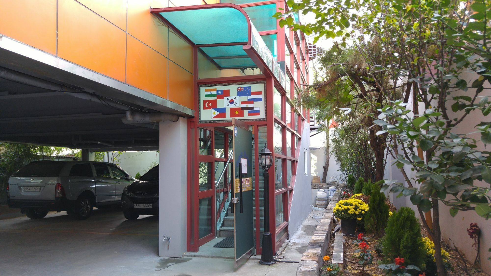 Embassy Guesthouse Itaewon ソウル特別市 エクステリア 写真
